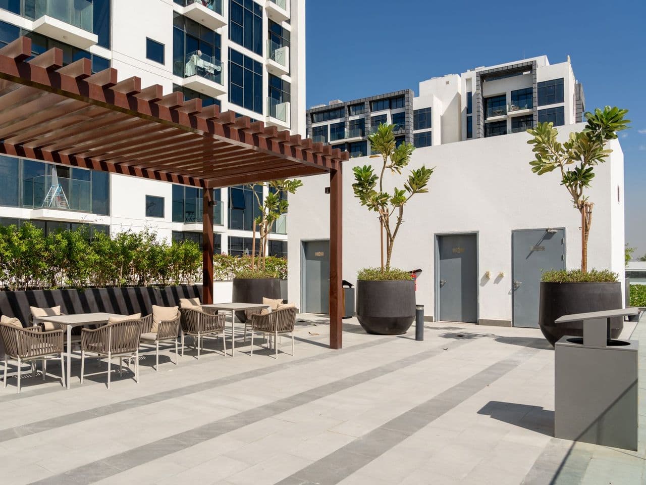 Pose d'une pergola